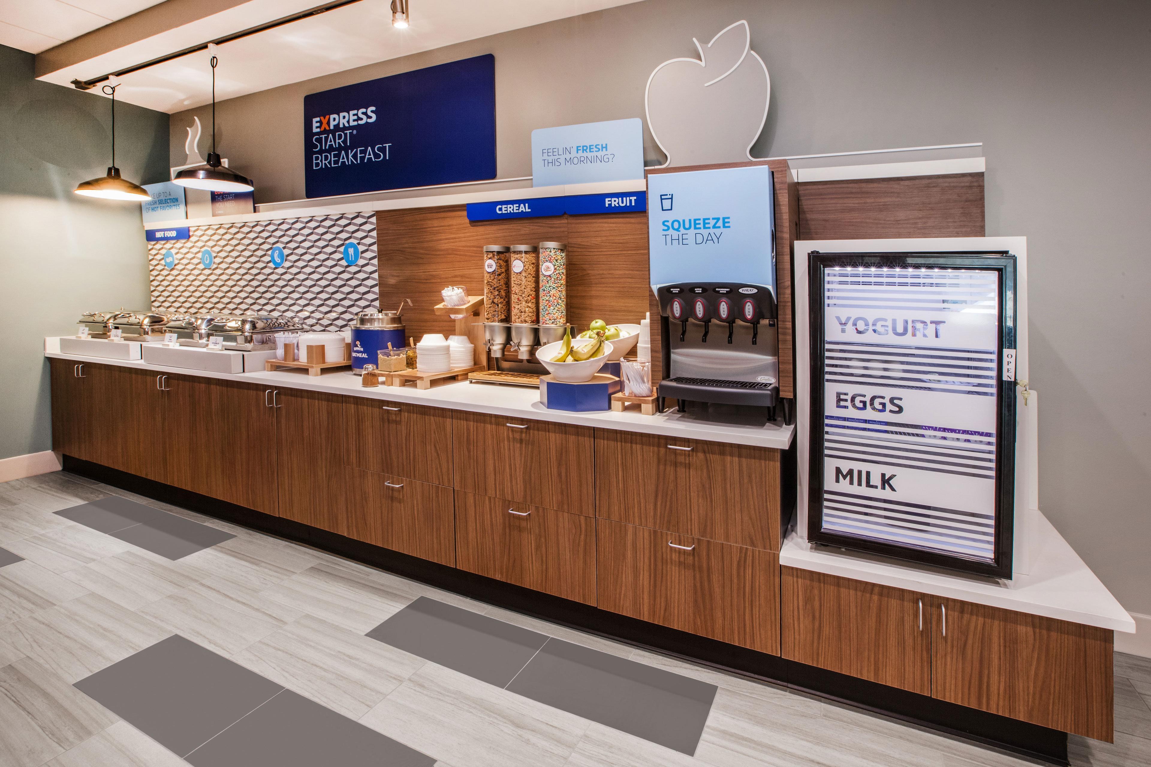 Holiday Inn Express & Suites - Medford By Ihg Eksteriør billede